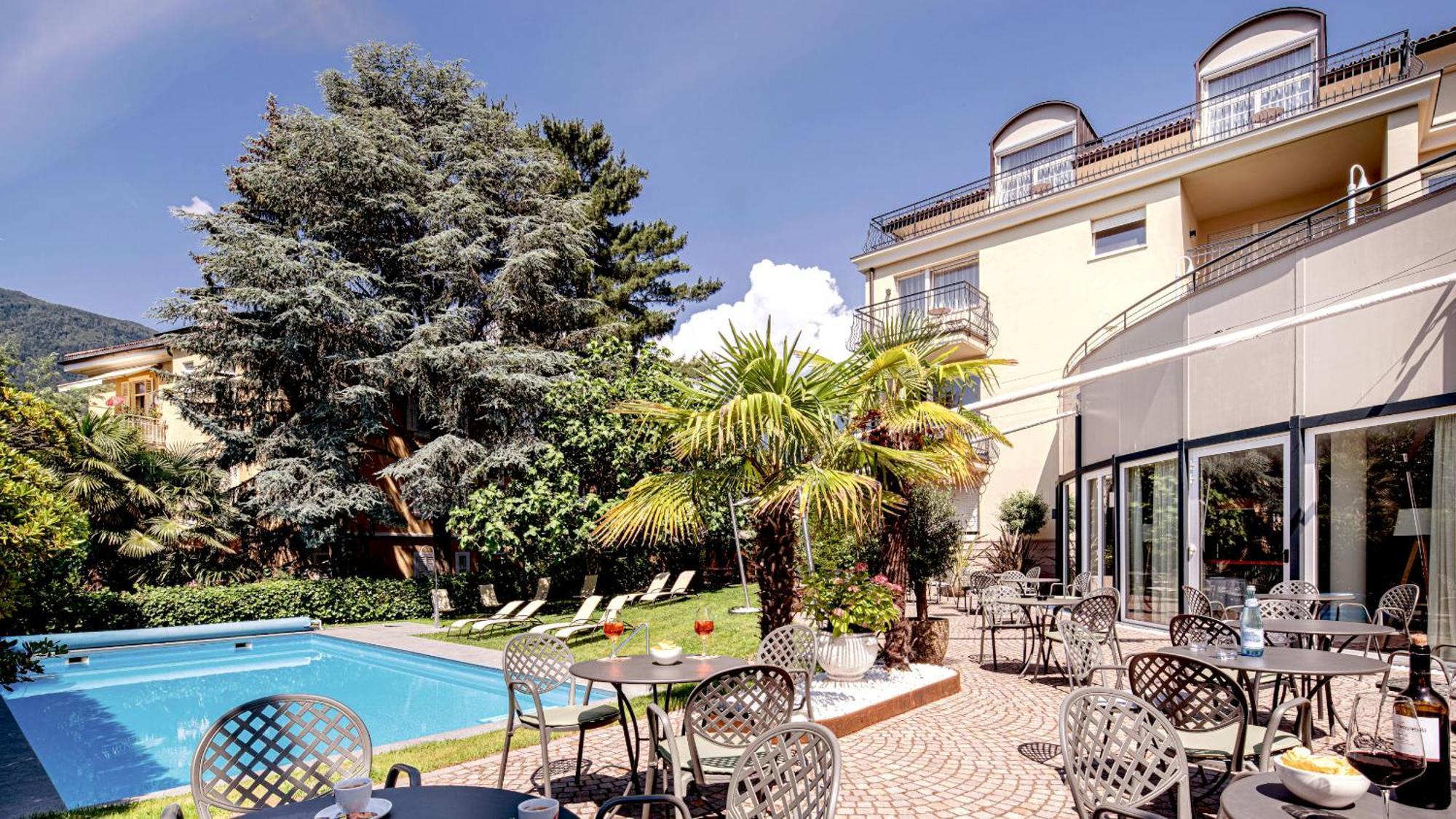 Hotel Villa Laurus Merano Luaran gambar