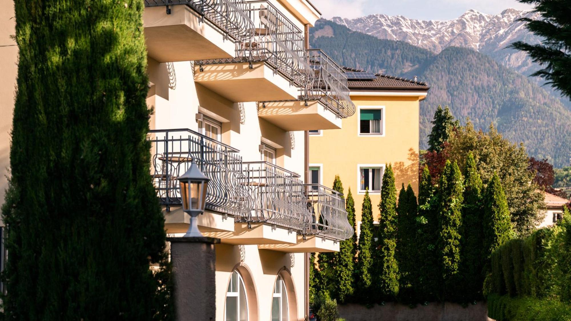 Hotel Villa Laurus Merano Luaran gambar