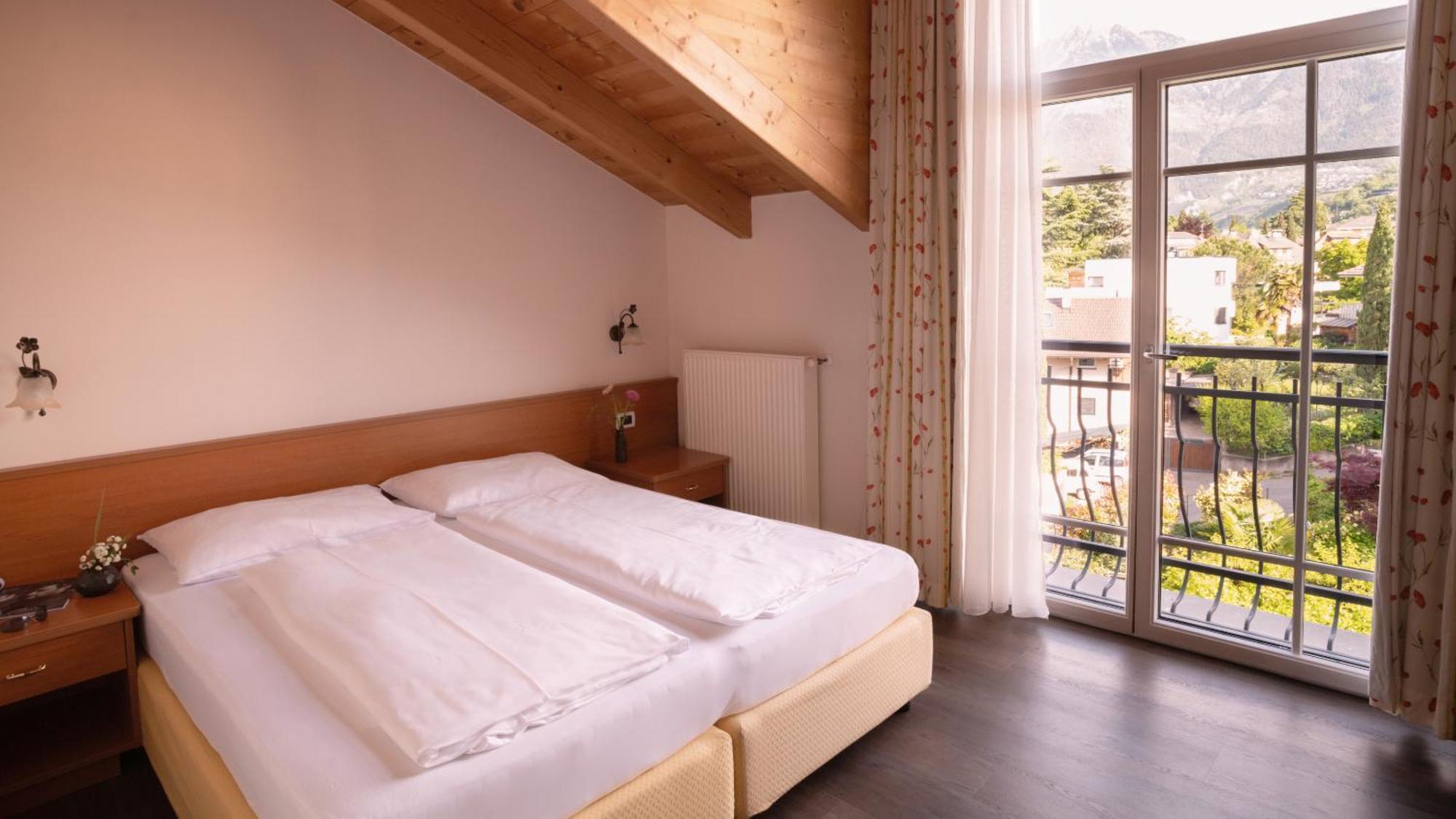Hotel Villa Laurus Merano Luaran gambar