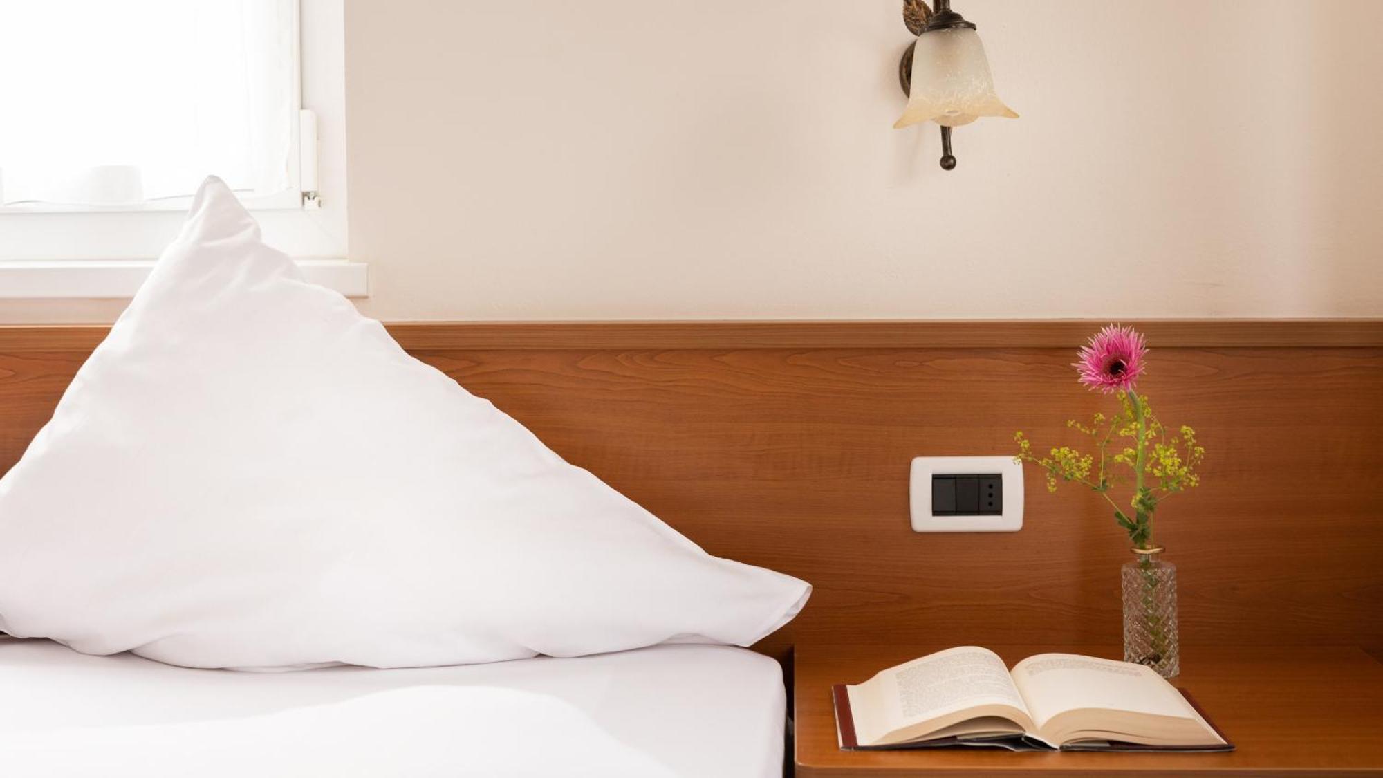 Hotel Villa Laurus Merano Luaran gambar