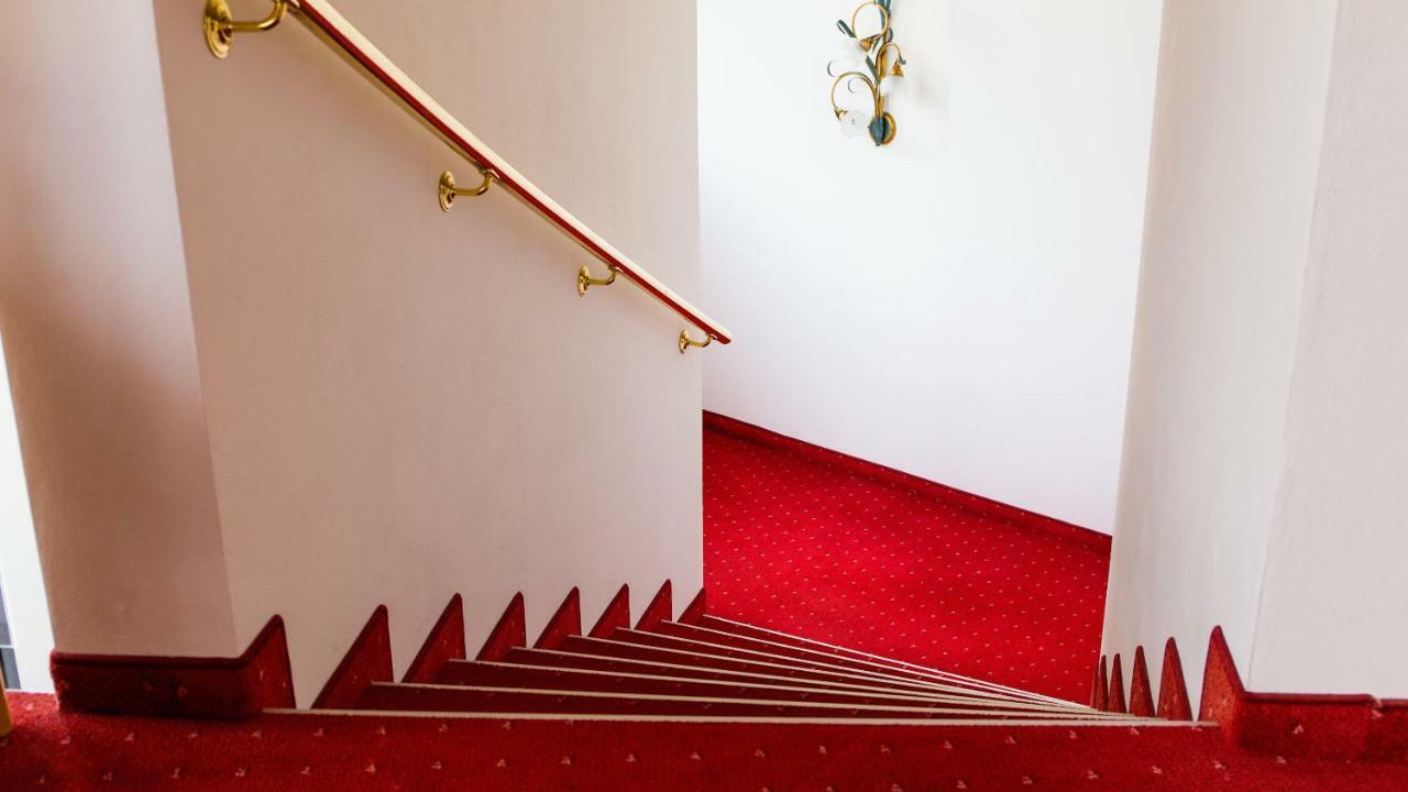 Hotel Villa Laurus Merano Luaran gambar